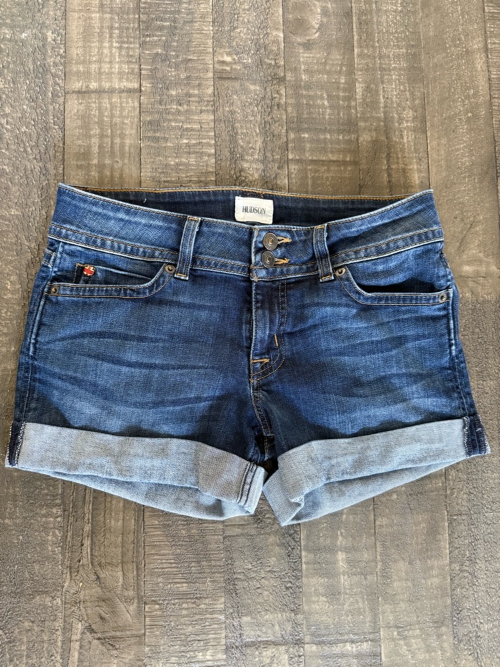 Hudson Ruby Denim Shorts Cuffed Mid Thigh Stretch Jean Short Flap Pocket Size 27 - Picture 3 of 9
